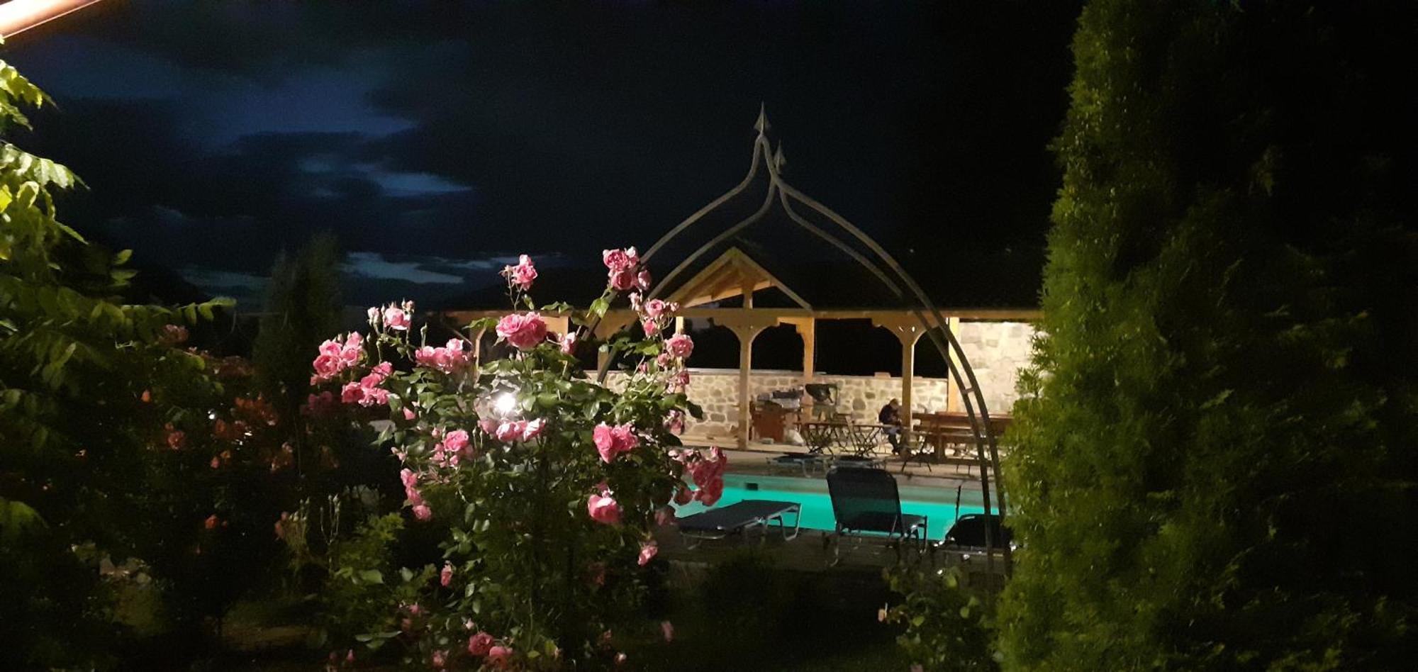 Gasthaus Maria Borlova ภายนอก รูปภาพ
